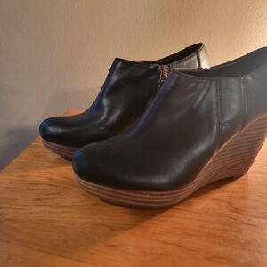 Dr Scholls Be Energized Wedge Ankle Boots 8.5
